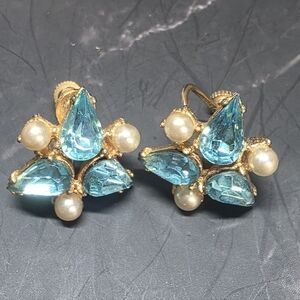 Vintage JAPAN Aqua Rhinestone & Pearl Clip-On Earrings | Mid Century